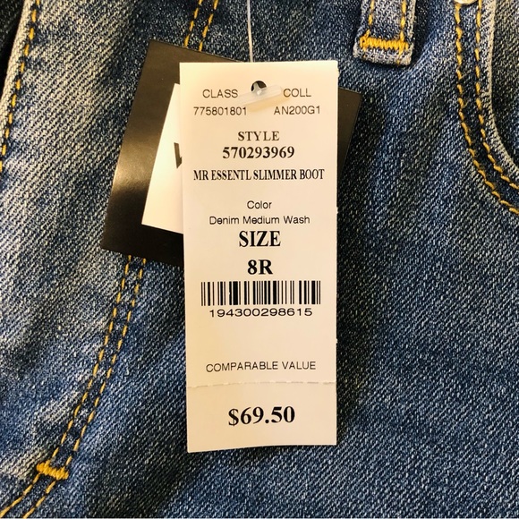 NWT WHBM Mid Rise Slim Boot Cut Jeans White House Black Market - Picture 4 of 5